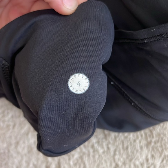 Lululemon Fast & Free Crop Legging 19” High Waist Pockets Black Size 4 - Picture 6 of 6